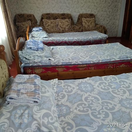 Meerim Guest House Bokonbayevo Номер фото