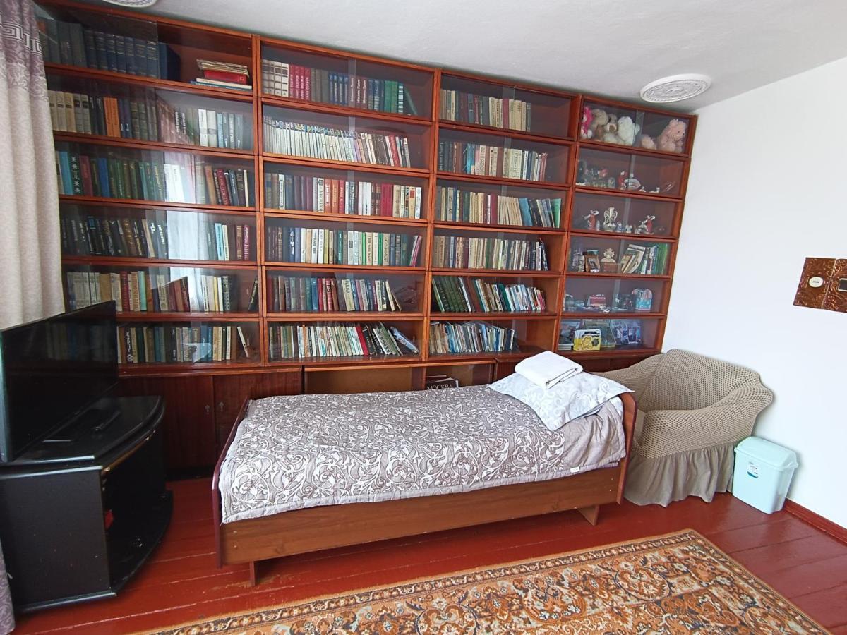 Meerim Guest House Bokonbayevo Екстер'єр фото