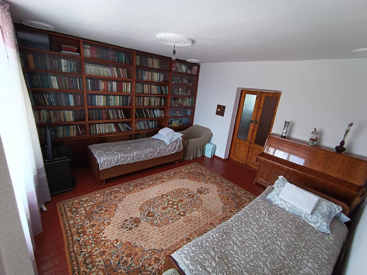 Meerim Guest House Bokonbayevo Екстер'єр фото